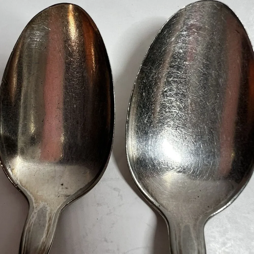 Lot of 2 Vintage Wm Rogers & Son AA Connecticut State Souvenir Spoons Eagle Seal
